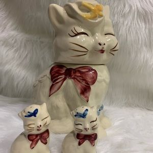 USA Puss n Boots cookie jar